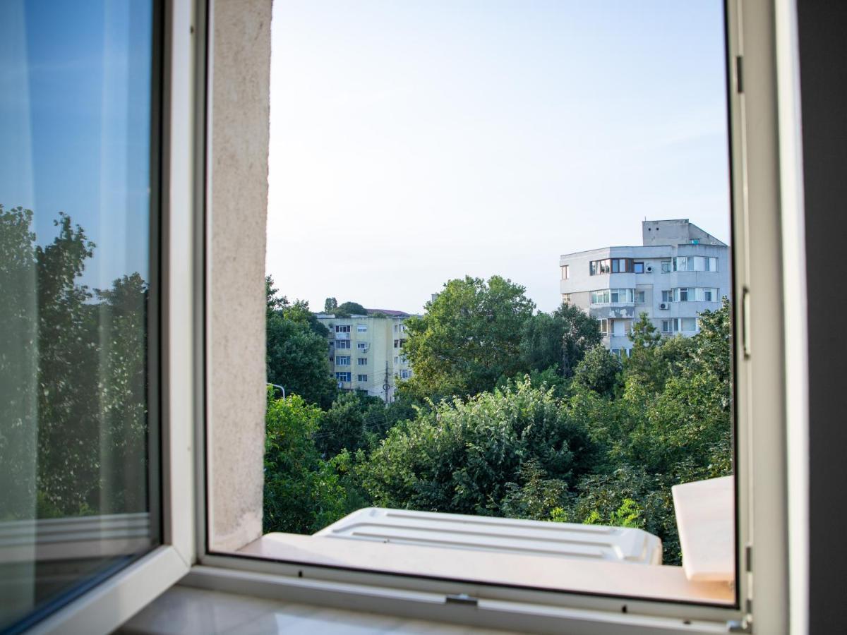 Marin Apartment Констанца Екстериор снимка