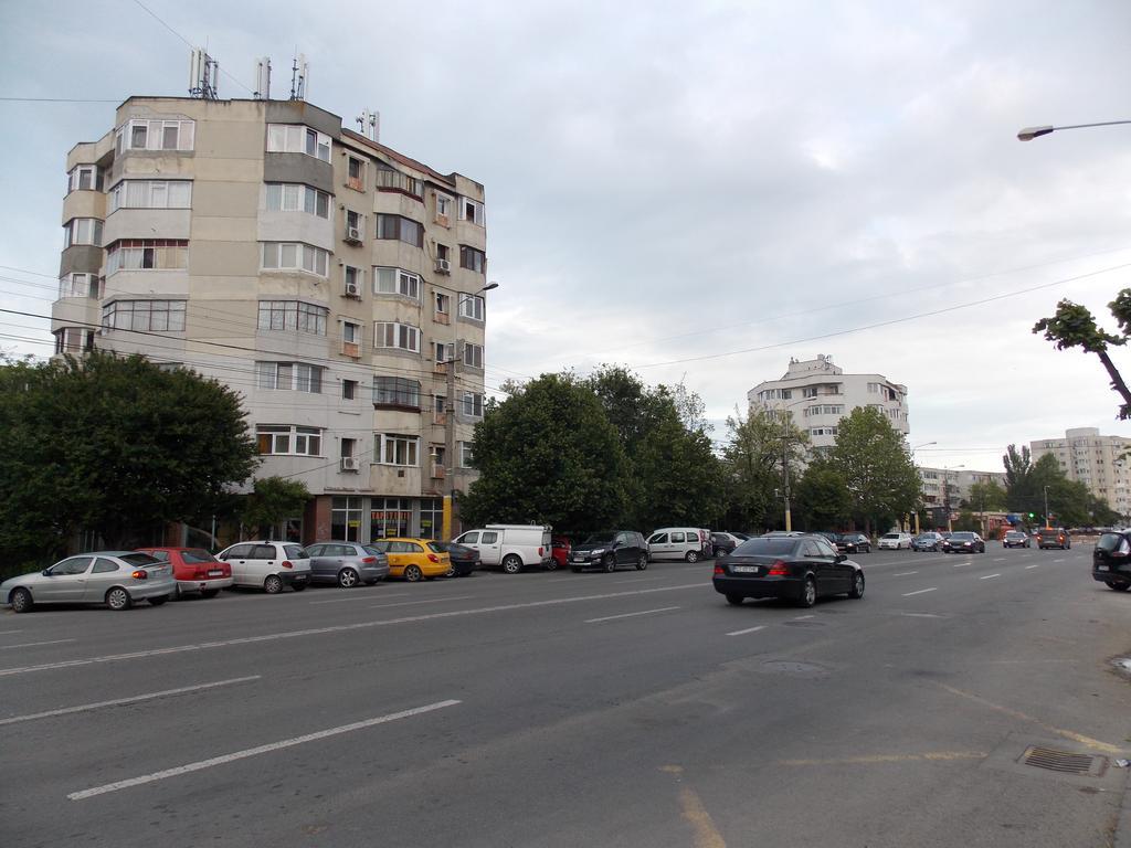 Marin Apartment Констанца Екстериор снимка